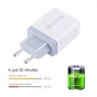 SilverHome Gyorstöltő adapter 4 USB 3.0 A yuf find - fekete